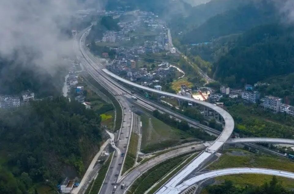 石柱至黔江高速公路安全质量监管一体化系统